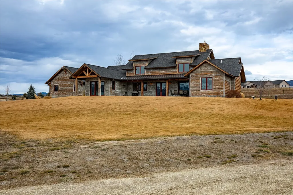 649 Little Bailey Lane Corvallis MT 59828