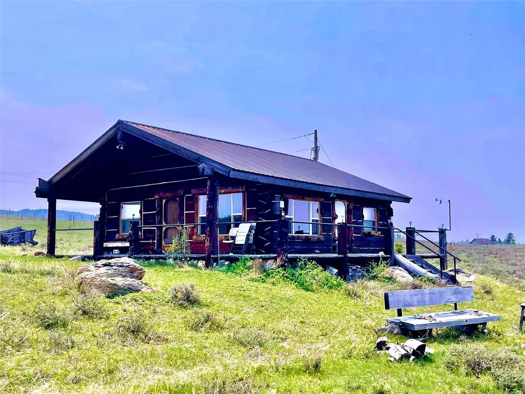 36 S Shore Road Babb MT 59411