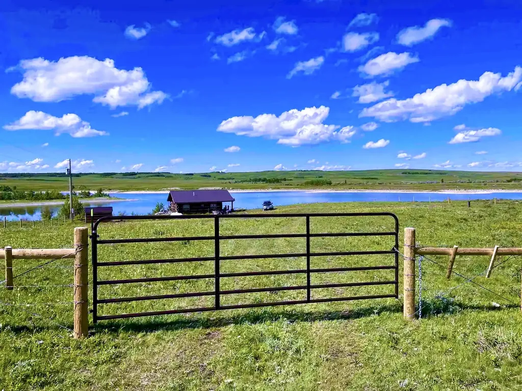 36 S Shore Road Babb MT 59411