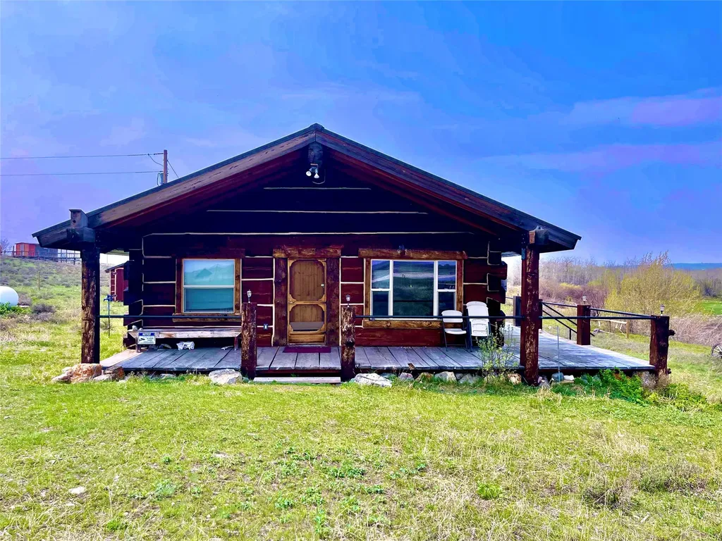36 S Shore Road Babb MT 59411