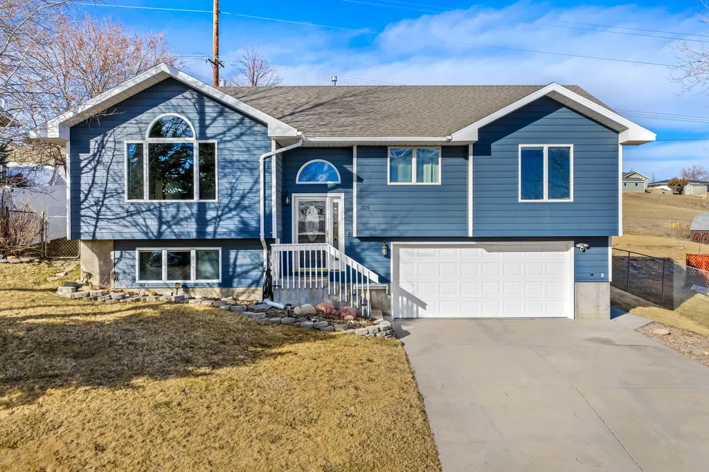 305 28th Avenue NW Great Falls MT 59404