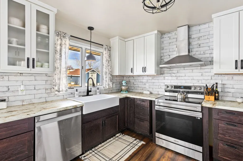 305 28th Avenue NW Great Falls MT 59404