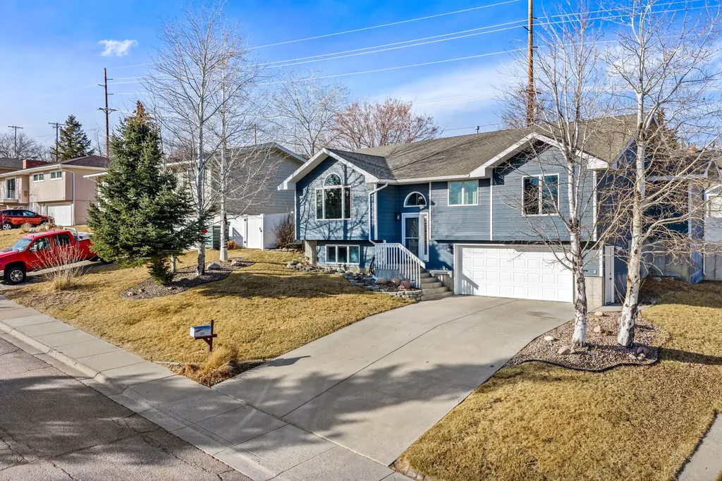 305 28th Avenue NW Great Falls MT 59404