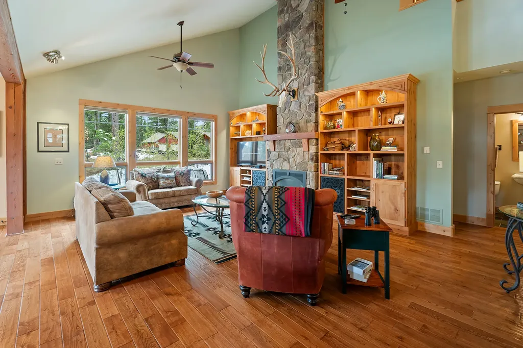 2 Grouse Court Clancy MT 59634