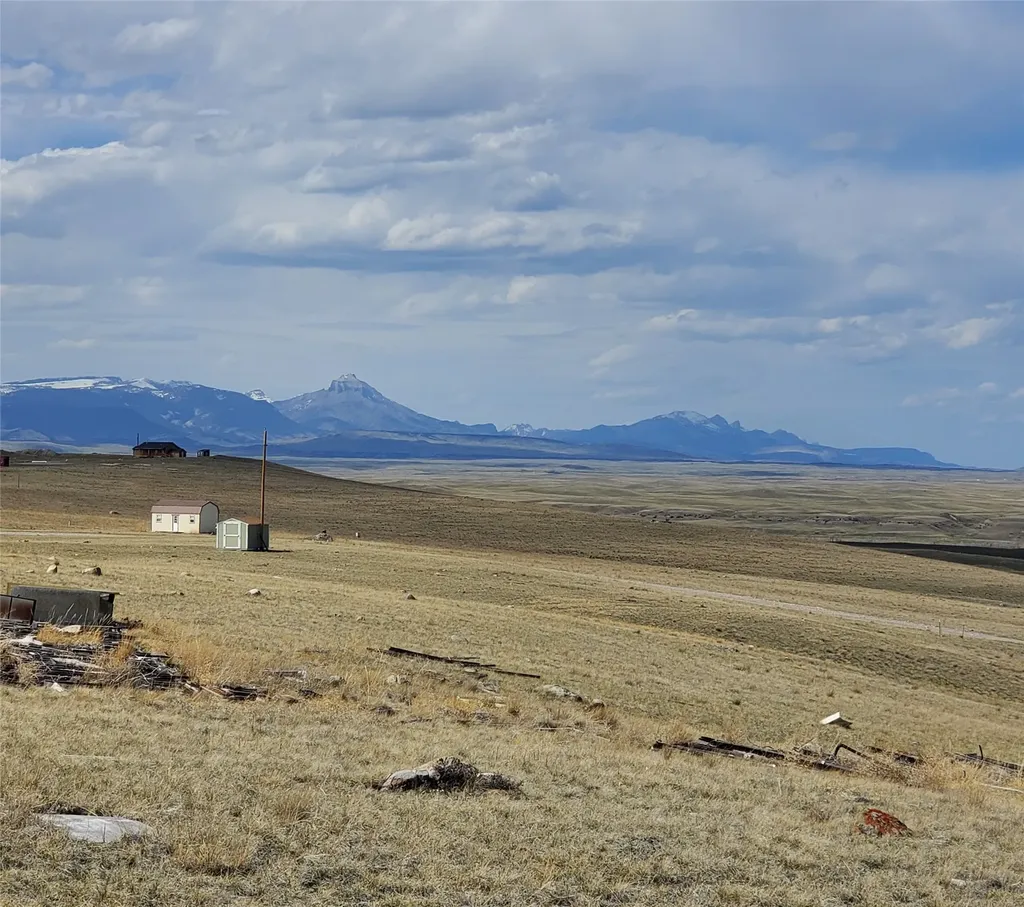 2675 E Bitterroot Lane Augusta MT 59410