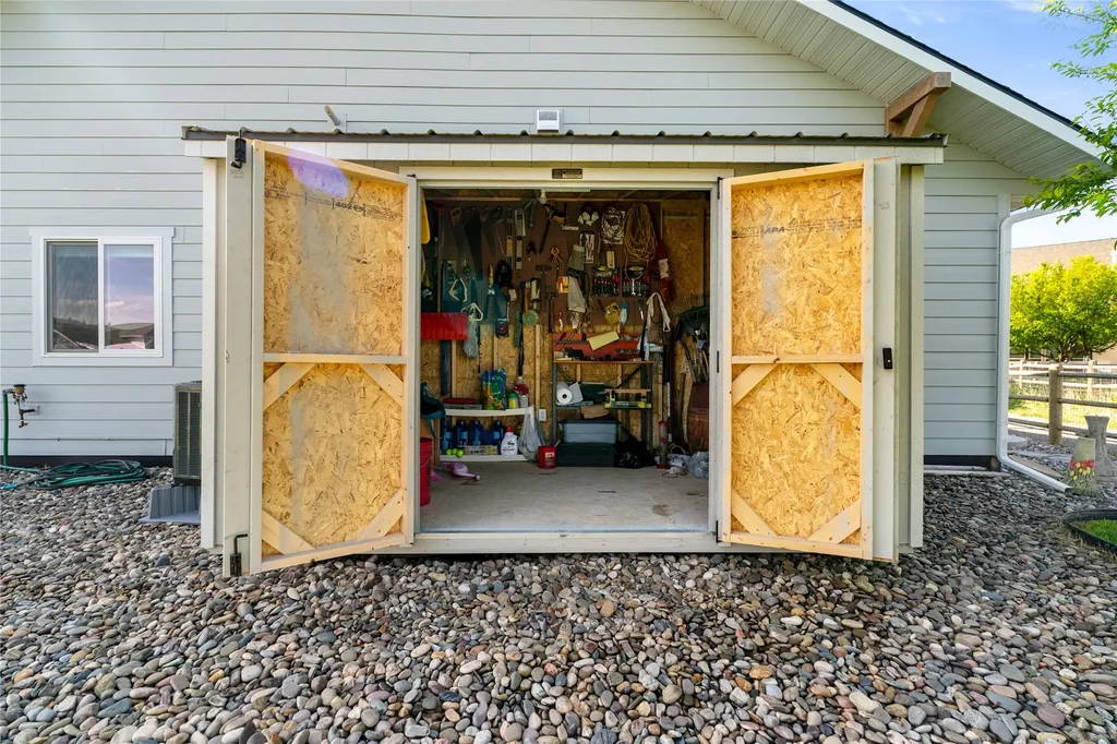5515 Thimbleberry Loop Helena MT 59602