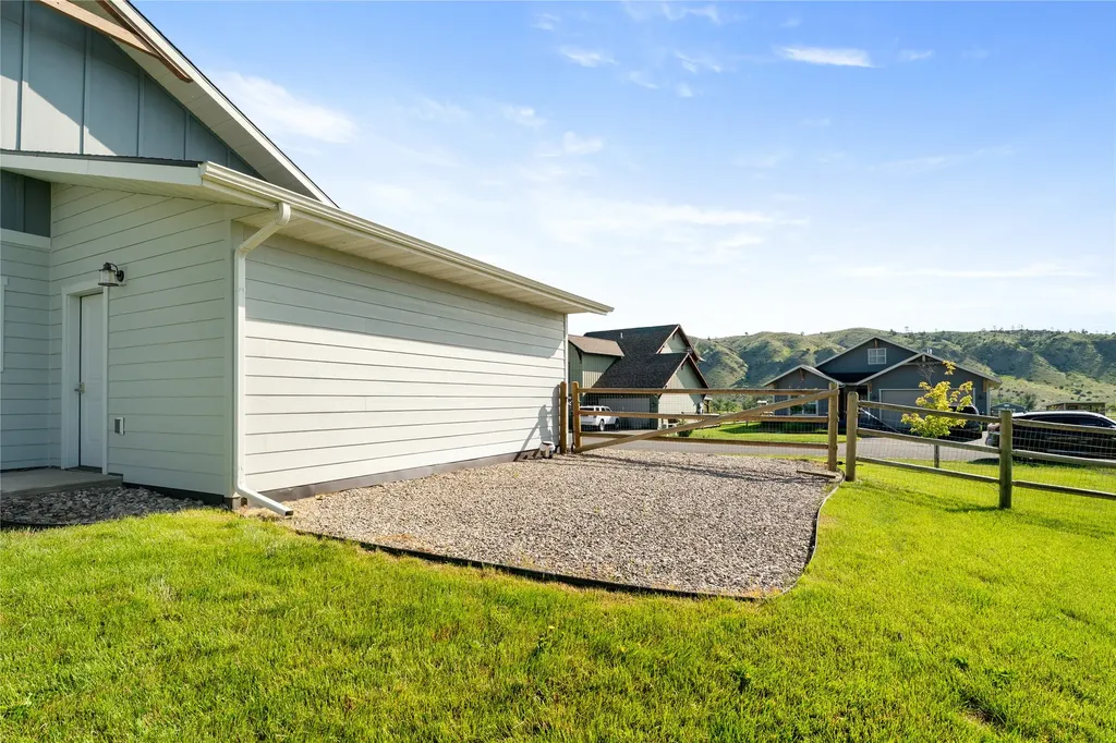 5515 Thimbleberry Loop Helena MT 59602