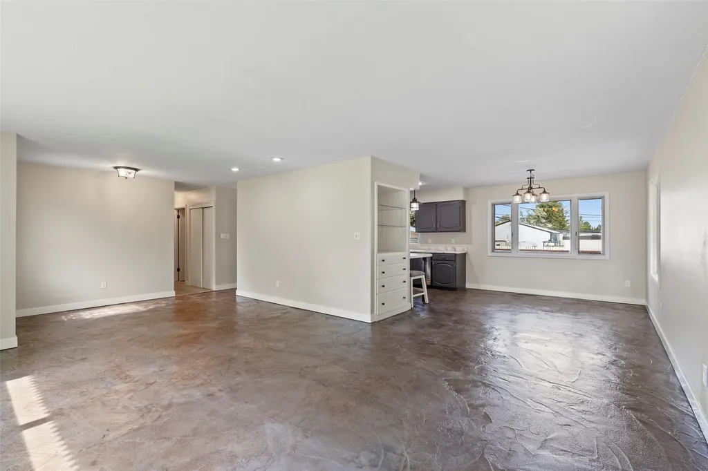 427 S Spruce Street Townsend MT 59644
