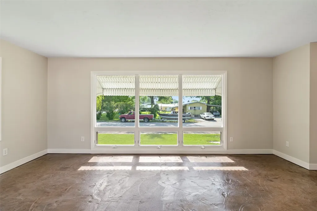 427 S Spruce Street Townsend MT 59644