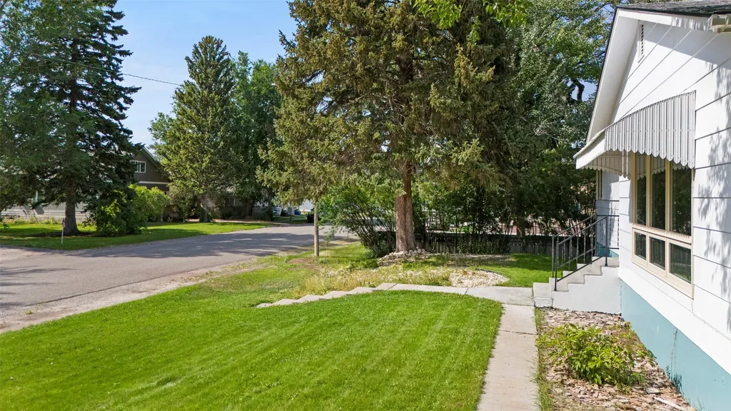 427 S Spruce Street Townsend MT 59644