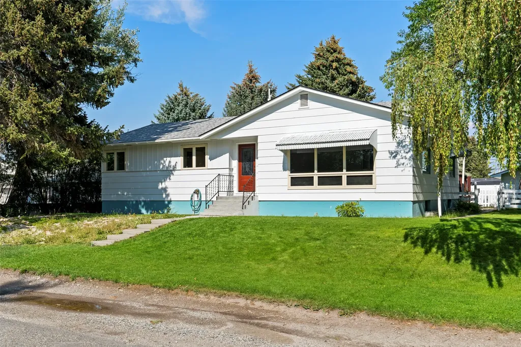 427 S Spruce Street Townsend MT 59644