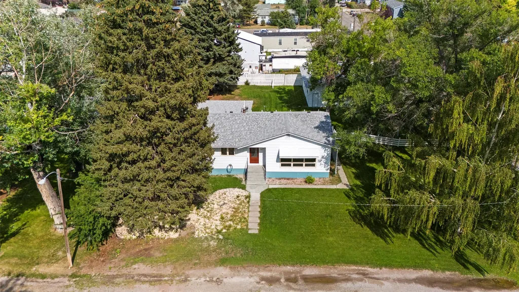 427 S Spruce Street Townsend MT 59644