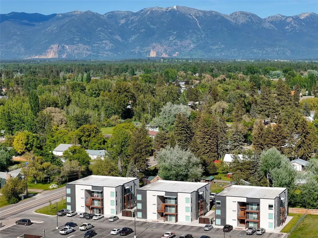 128 E Evergreen Drive Kalispell MT 59901