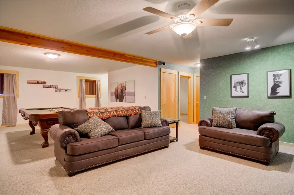 13 Coachman Lane Mcallister MT 59740
