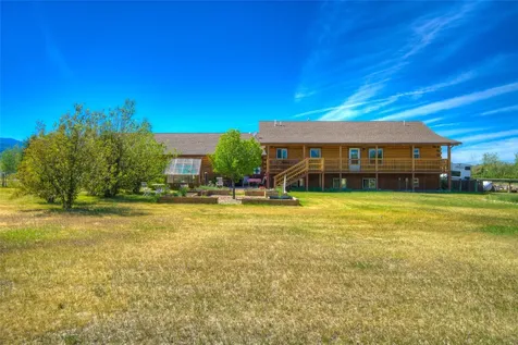 13 Coachman Lane McAllister MT 59740