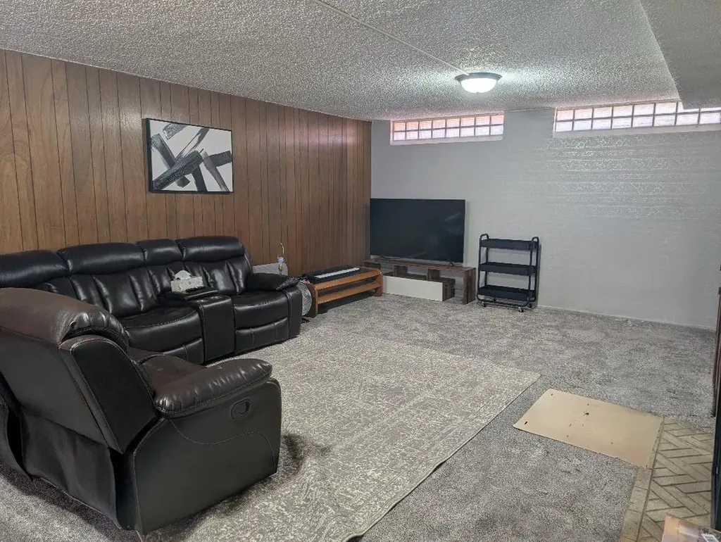 727 Main Street Shelby MT 59474