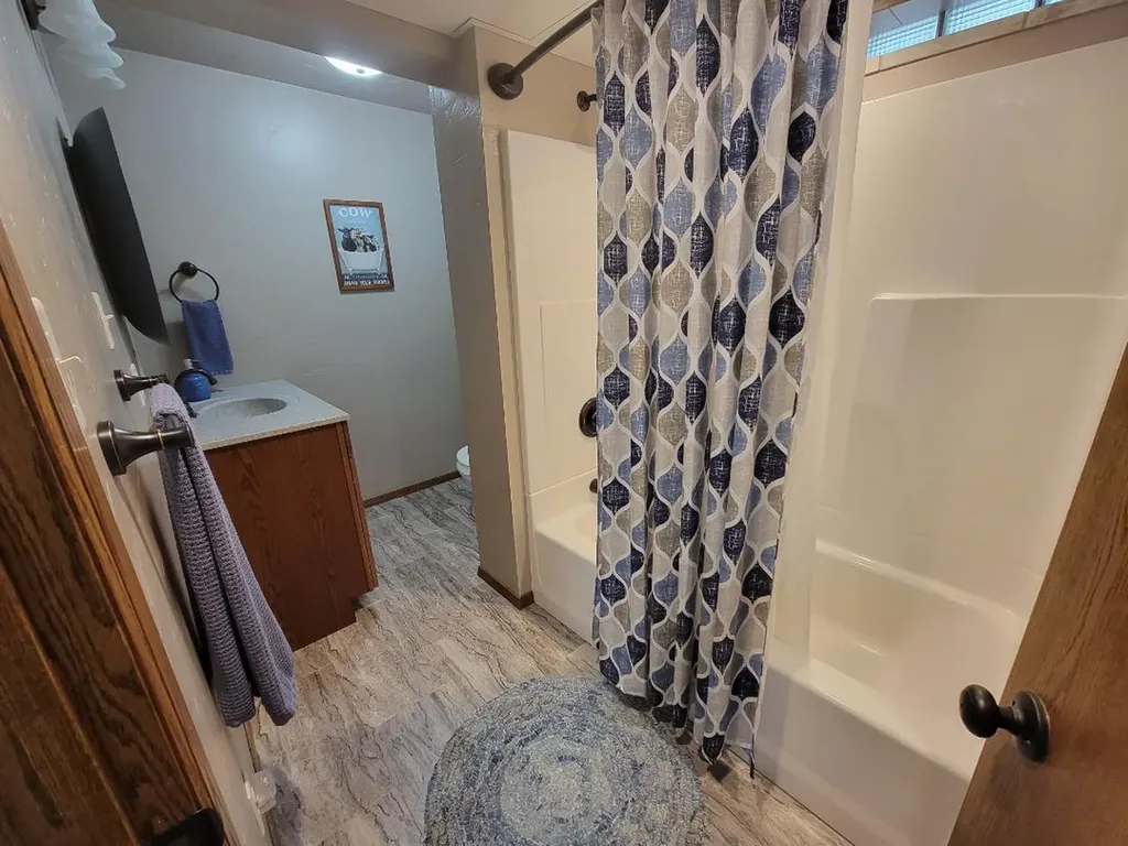 727 Main Street Shelby MT 59474