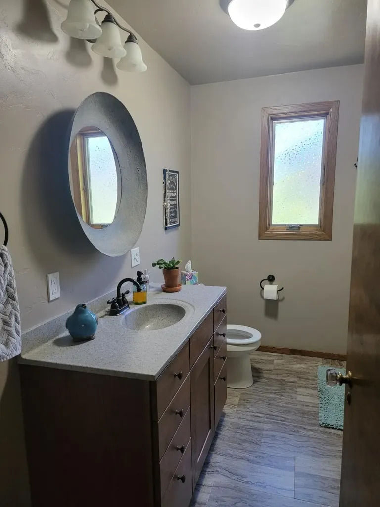 727 Main Street Shelby MT 59474