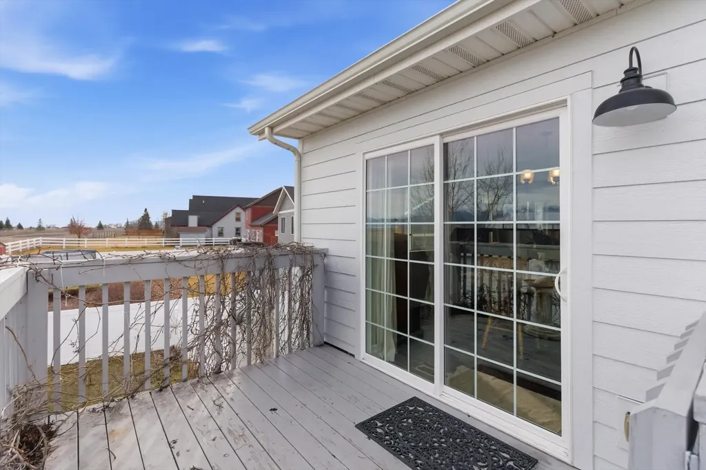 1237 Mackinaw Loop Somers MT 59932