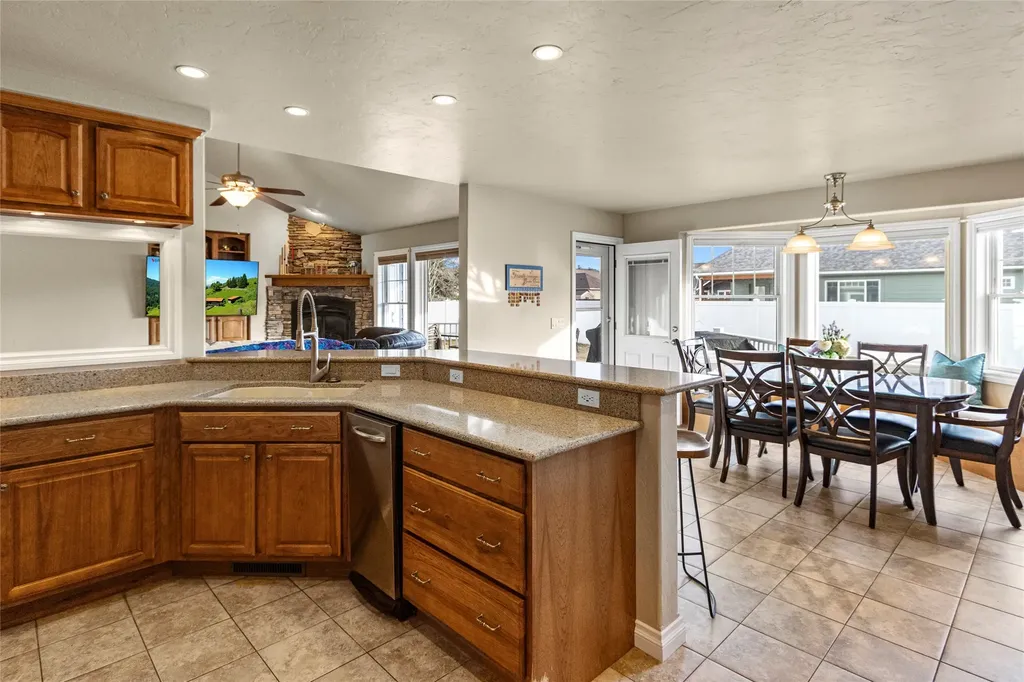 260 Crestview Drive Bigfork MT 59911