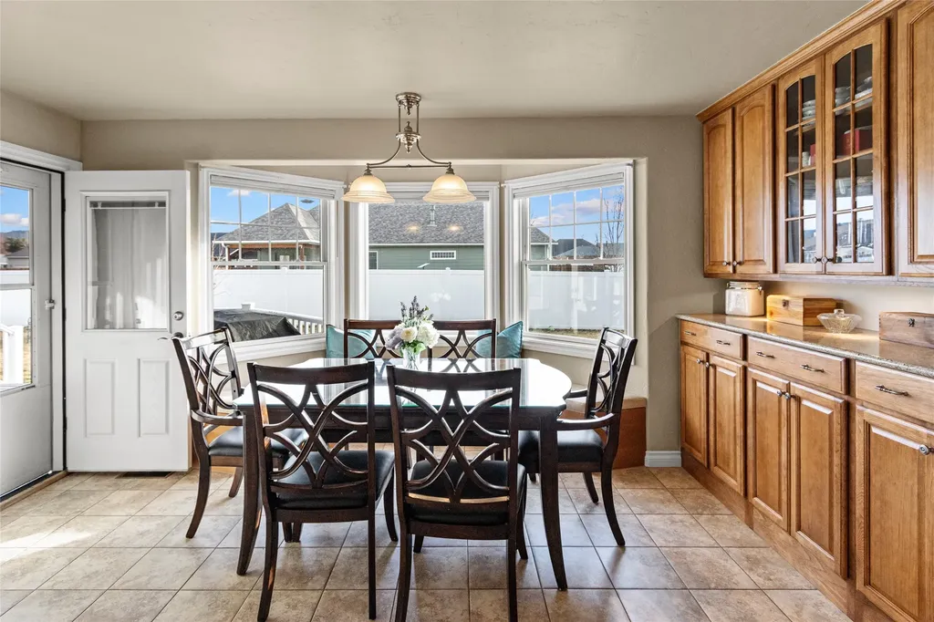 260 Crestview Drive Bigfork MT 59911