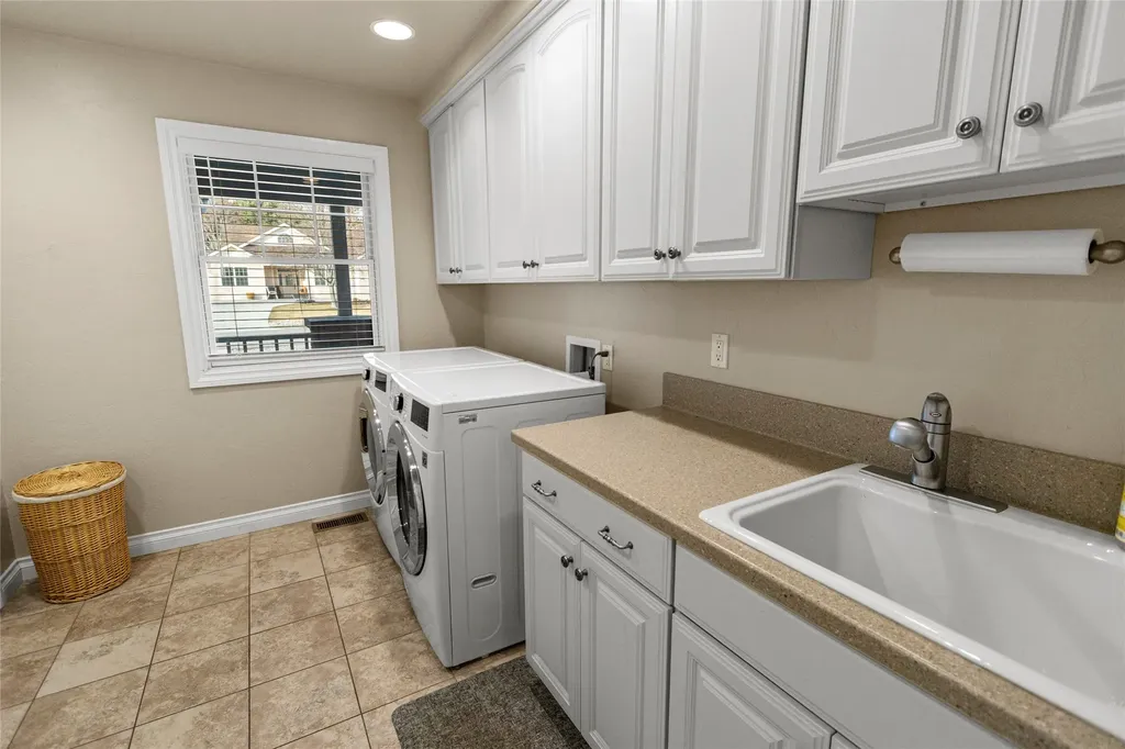 260 Crestview Drive Bigfork MT 59911