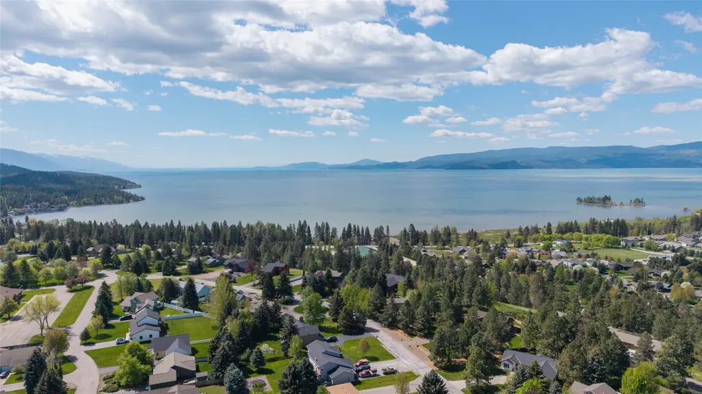 260 Crestview Drive Bigfork MT 59911