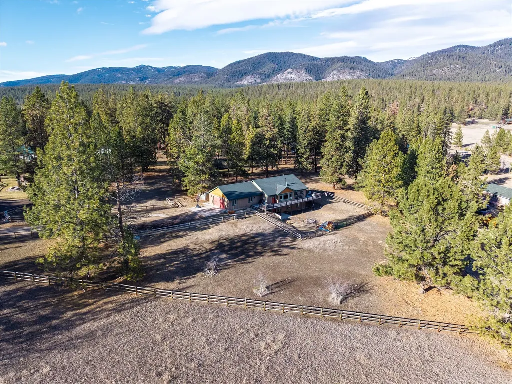 17718 Cougars Den Lane Frenchtown MT 59834