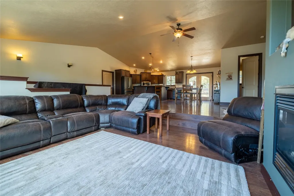 17718 Cougars Den Lane Frenchtown MT 59834