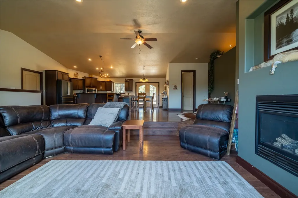 17718 Cougars Den Lane Frenchtown MT 59834