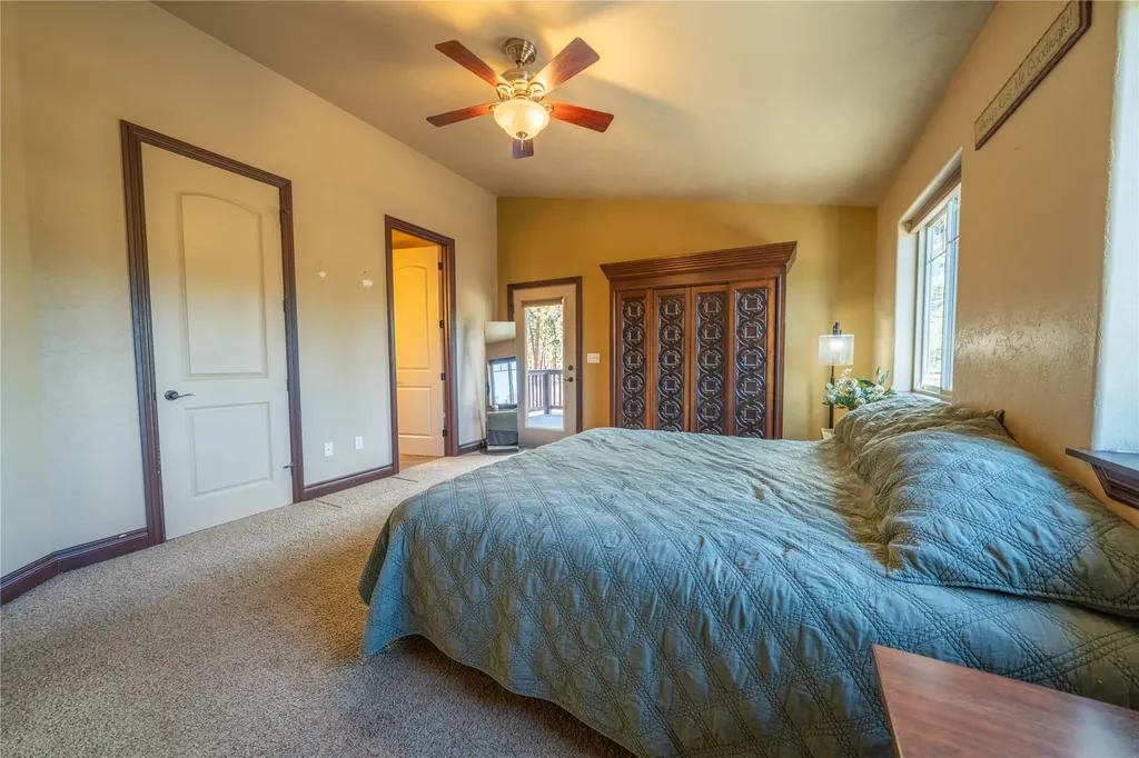 17718 Cougars Den Lane Frenchtown MT 59834