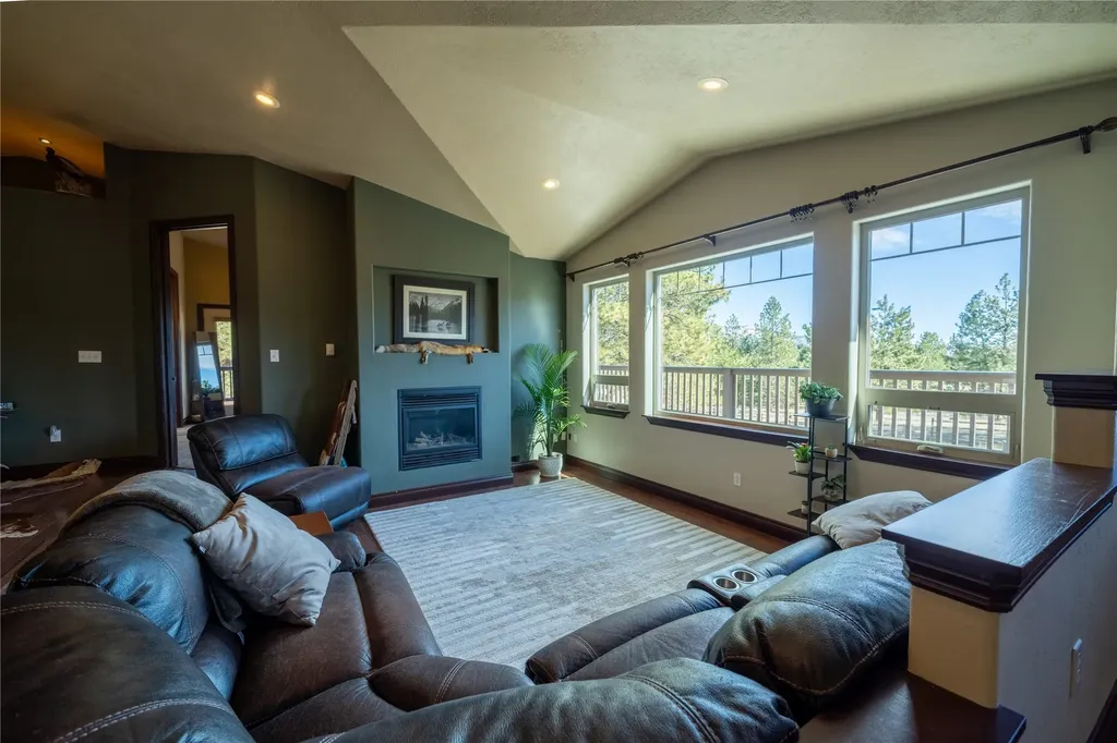 17718 Cougars Den Lane Frenchtown MT 59834