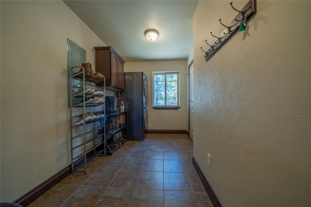 17718 Cougars Den Lane Frenchtown MT 59834