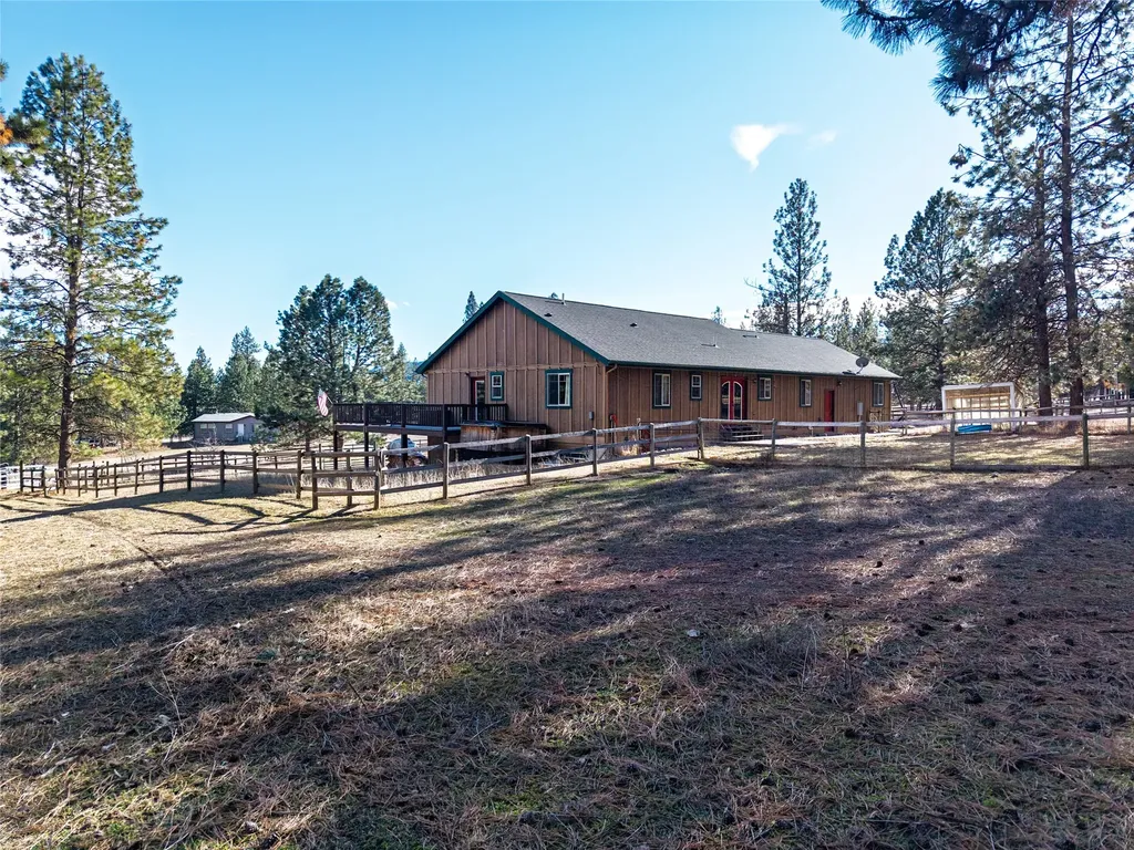 17718 Cougars Den Lane Frenchtown MT 59834