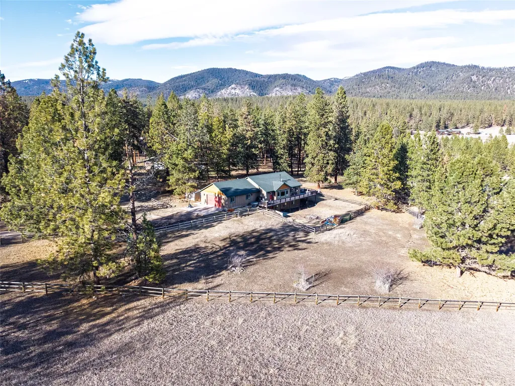 17718 Cougars Den Lane Frenchtown MT 59834