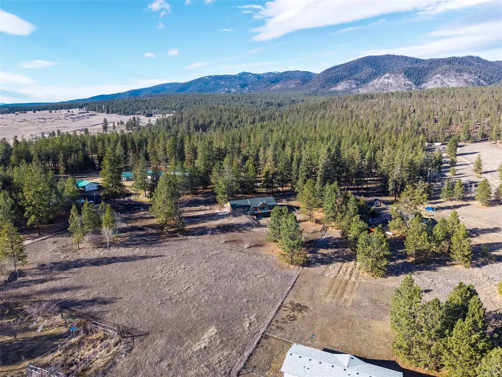 17718 Cougars Den Lane Frenchtown MT 59834