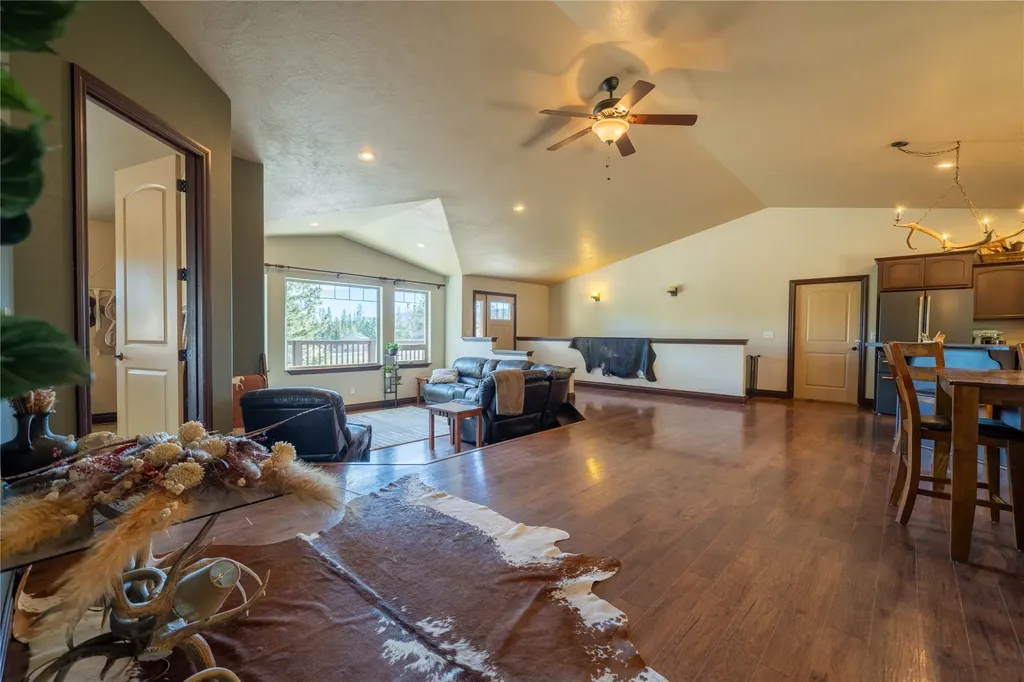 17718 Cougars Den Lane Frenchtown MT 59834