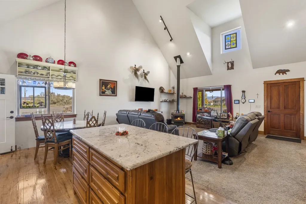 36 Carroll Drive Townsend MT 59644