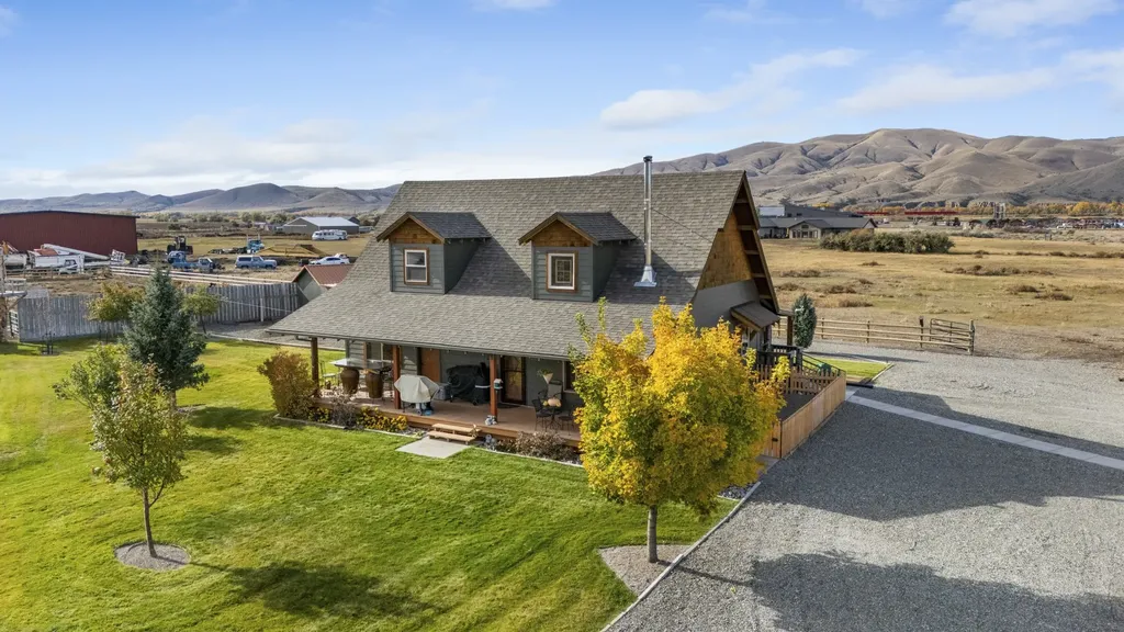 36 Carroll Drive Townsend MT 59644