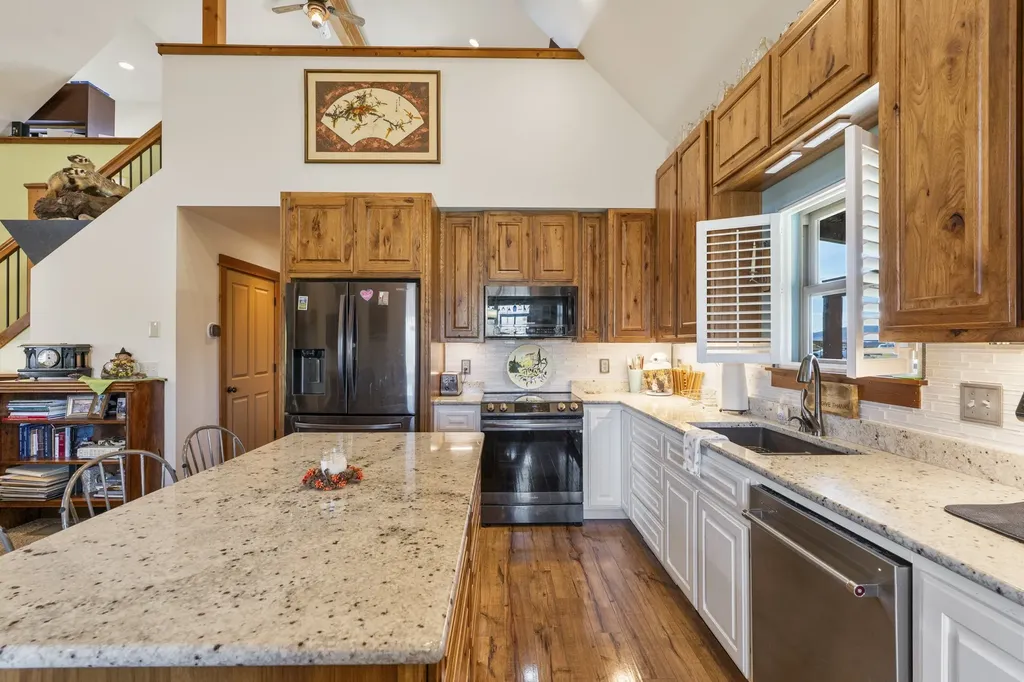 36 Carroll Drive Townsend MT 59644