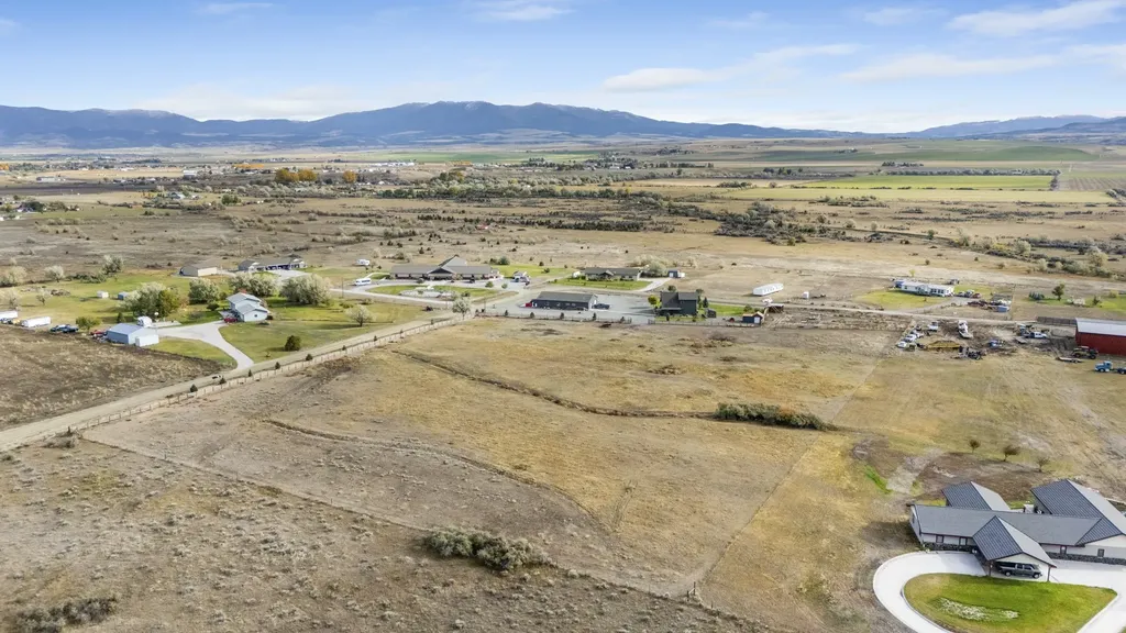 36 Carroll Drive Townsend MT 59644