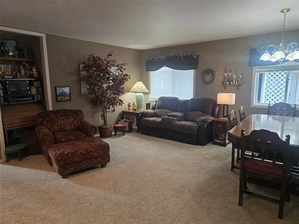 222 Osprey Drive Superior MT 59872
