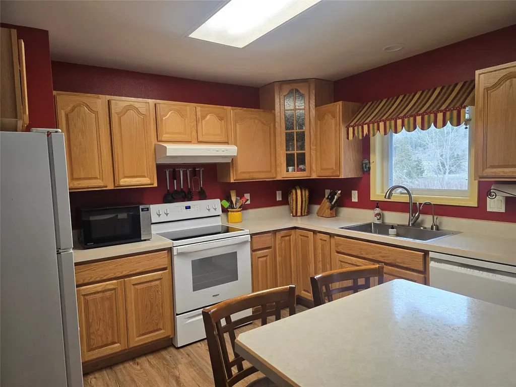 222 Osprey Drive Superior MT 59872