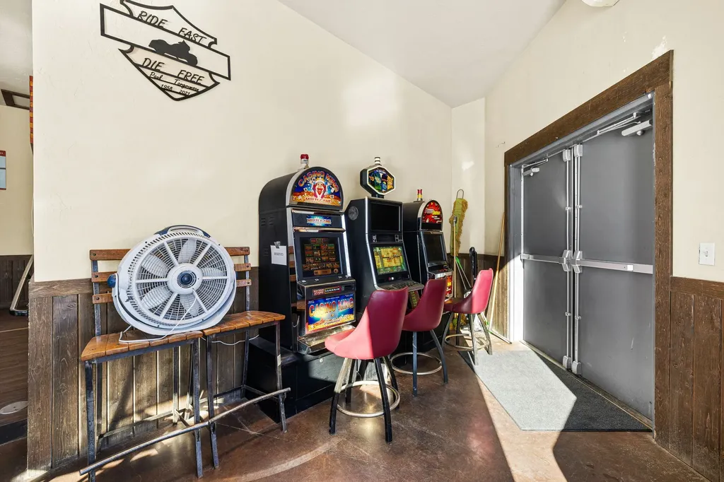 610 Us Highway 191 Lewistown MT 59457