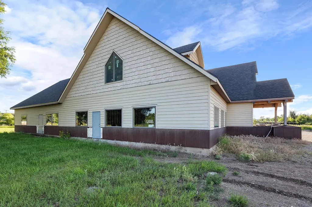 610 Us Highway 191 Lewistown MT 59457