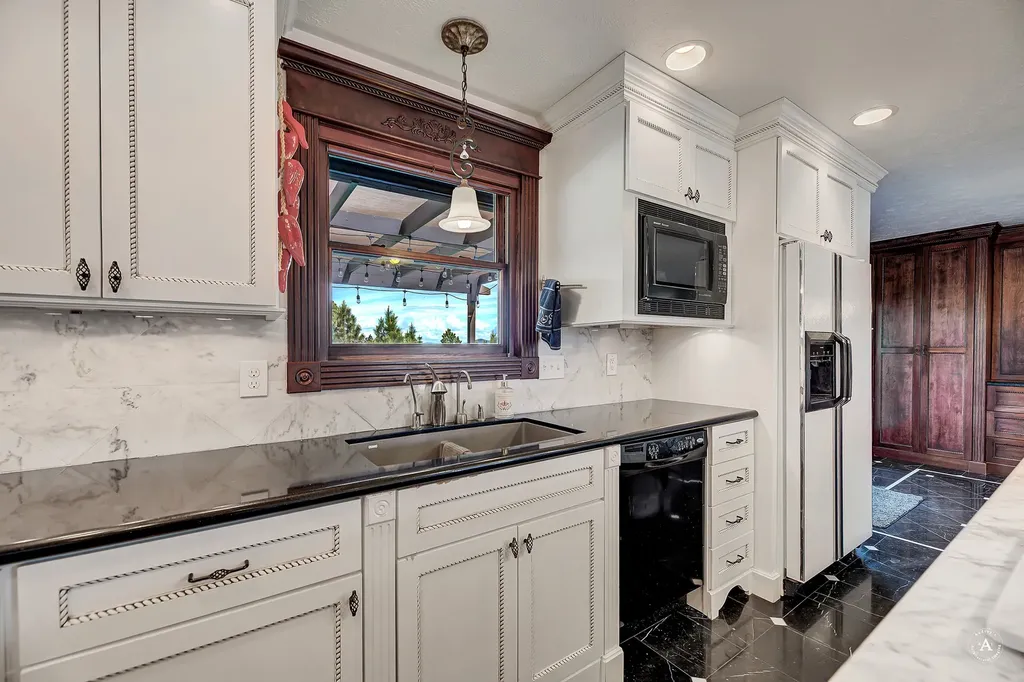 1644 Gold Rush Avenue Helena MT 59601