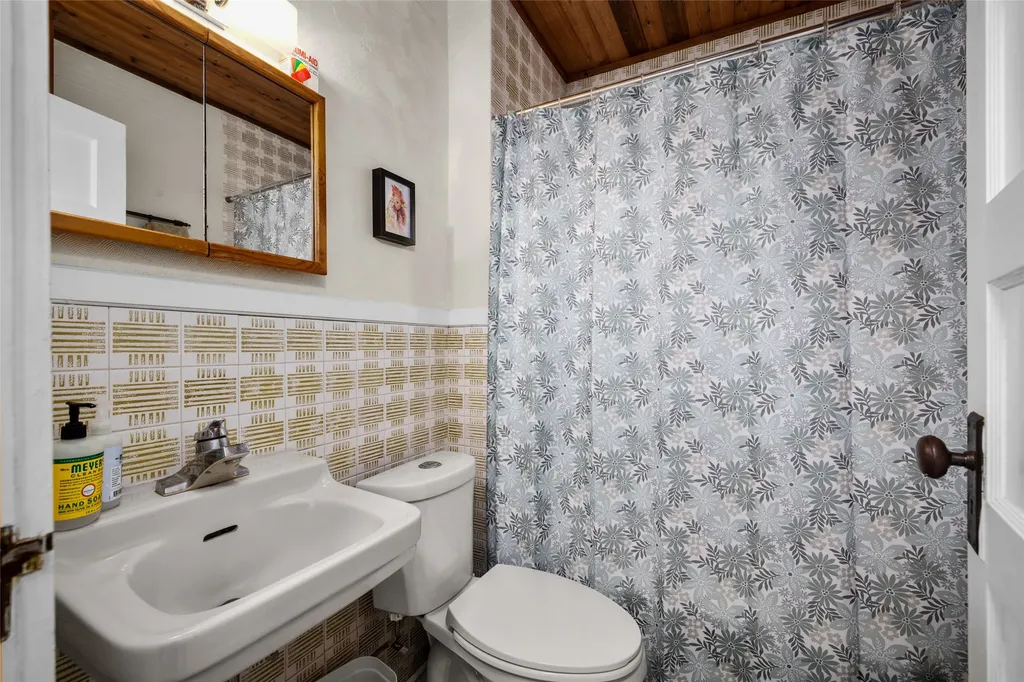1050 E 4th Street Whitefish MT 59937