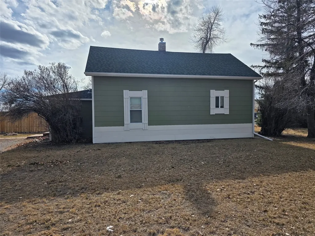 725 8th Avenue NW Choteau MT 59422