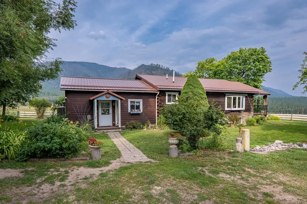 4 Courtier Road Thompson Falls MT 59873