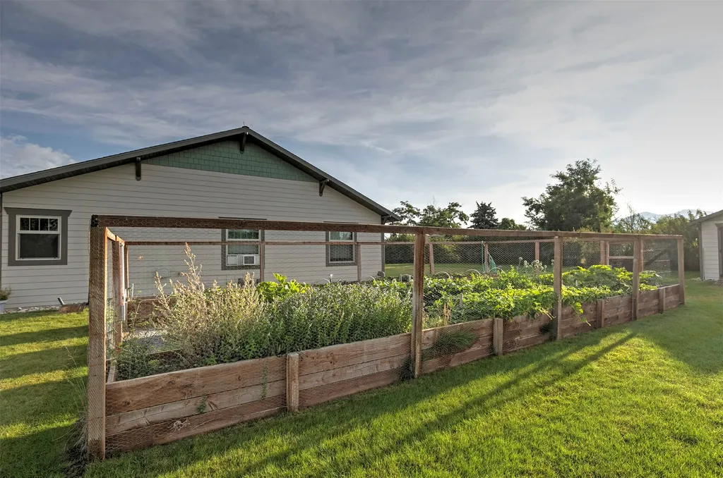 612 Wises Way Corvallis MT 59828